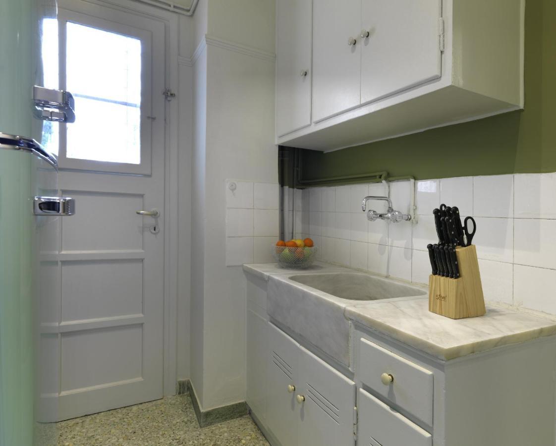 New Hidden Gem, A Studio At A Super Prime Location أثينا المظهر الخارجي الصورة